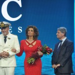 Comandante do MSC Seaview, Pier Paolo Scala, Sophia Loren e Gianluigi Aponte, fundador e presidente do Grupo MSC