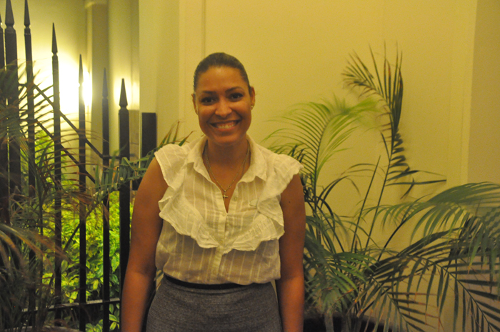 Hotéis de Curaçao crescem no segmento de casamentos; veja fotos 3 Cyra Evertsz-Cooper coordenadora de vendas do Santa Barbara