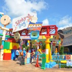 Entrada da SlinkyDog Dash Entrada da SlinkyDog Dash