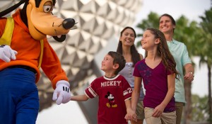 Disney confirma reabertura dos parques em Orlando neste sábado (11)