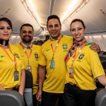 Comissários de bordo da Gol prontos para torcer pelo Brasil na Copa do Mundo