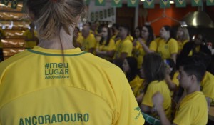 Colaboradores da Ancoradouro torcem pelo Brasil e fazem doações no 3º Café Solidário