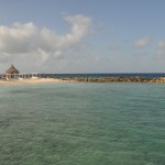 Praias de Curaçao tem areias brancas e água cristalina