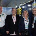 Roy Taylor e Rosa Masgrau, do M&E, como Geraldo Rocha, presidente da Abav Nacional, e Antonio Azevedo, da Abav-PR