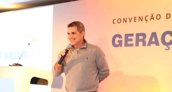 Trend reúne 150 colaboradores em Convenção de Vendas 2 Mario Antonio, diretor de Vendas, dá as boas-vindas ao time de Vendas da Trend