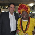José Alves, secretário de Turismo da Bahia com a baiana