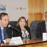Adrian Ursilli, da MSC, Estela Farina, da NCL, e Marco Ferraz, da Clia Brasil Adrian Ursilli, da MSC, Estela Farina, da NCL, e Marco Ferraz, da Clia Brasil