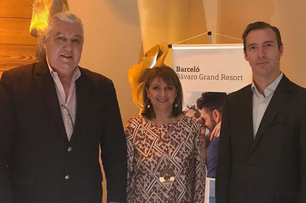 Barceló Bávaro Grand Resort comemora 50% de crescimento de brasileiros Fernando Gutierrez, Angela Martinez e Giovanni Sbrogio