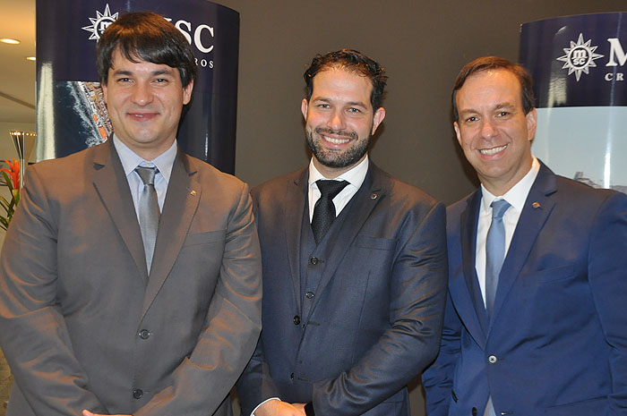 Ignacio Palacios, diretor de Vendas, Bruno Cordaro, gerente de Vendas, e Adrian Ursilli, diretor geral da MSC no Brasil