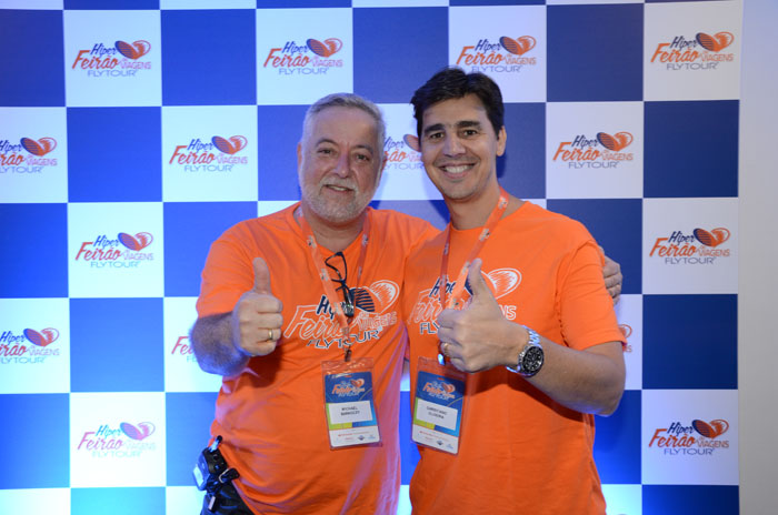 Michael Barkoczy, presidente da Flytour MMT Viagens, e Christiano Oliveira, presidente do Grupo Flytour