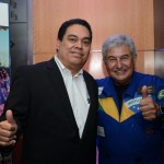 Victor Manjarres, do Kennedy Space Center, e o astronauta Marcos Pontes
