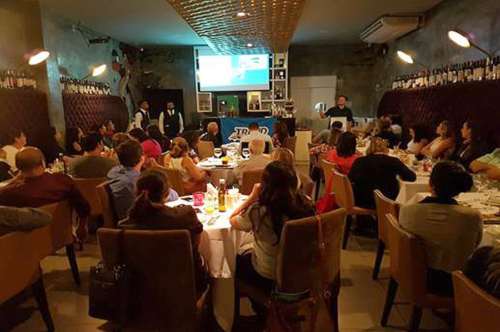 Trend capacita agentes do Recife em parceria com Palm Beach Trend capacita em Recife