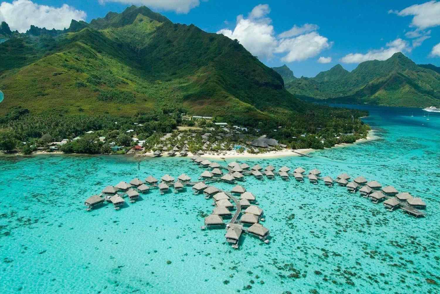 wallpapers bedroom sports beds house tag tahiti honeymoon bungalow wallpapers bedroom sports beds house inside an overwater at le tahaua island resort and Destinos