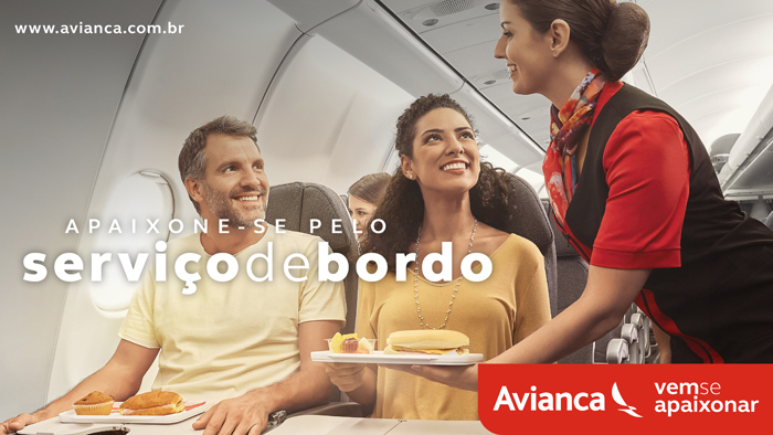 Em nova campanha, Avianca Brasil convida clientes a se apaixonarem 3 Uma das peças da campanha aborda o serviço de bordo da Avianca Brasil