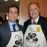 Bruno Heleno, do Othon, com Michel Tuma Ness, fundador do Clube do Feijão Amigo Bruno Heleno, do Othon, com Michel Tuma Ness, fundador do Clube do Feijão Amigo