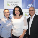 Claudia Brito, diretora comercial, entre Maria das Graças, executiva de vendas, e Carlos Silva, gerente comercial