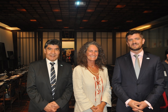 Miguel Acevedo, Ministro do Interior de Tucumán, Mari Masgrau, do M&E e Sebastian Giobellina, Ministro de Turismo de Tucumán