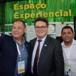 Eliseu Chagas e Jorge Penha, da Secretaria de Itanhaém, e Vinicius Lummertz