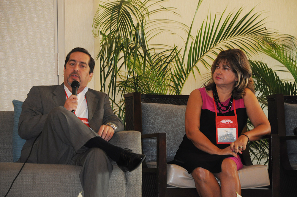 La Cita: os desafios de companhias e aeroportos em aprimorar a experiência do passageiro 2 Fernando Harb, de Fort Lauderdale, e Vicki Jaramillo, do Aeroporto de Orlando