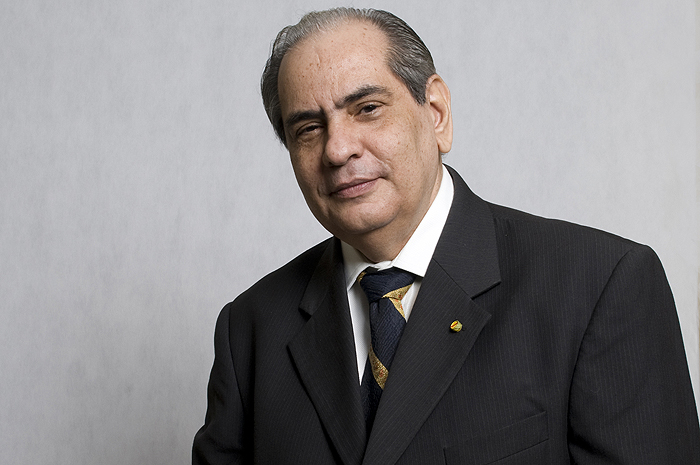 CNC constata queda de confiança do mercado pelo terceiro mês consecutivo 1 José Roberto Tadros, presidente da CNC
