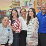 Luiz Araujo, Paula Hall, Deborah Baldin, Gabriela Delai e Leo Leite, da equipe Disney no Brasil