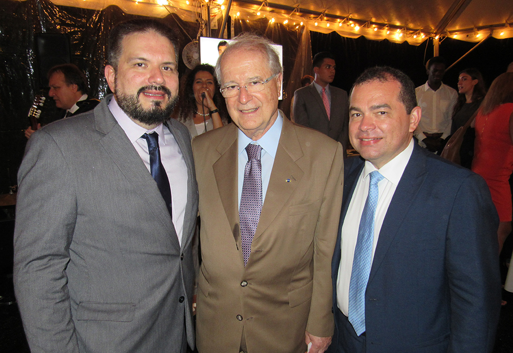 Nickolas Anjos, presidente do Amazonastur, e Sergio Amaral, Embaixador do Brasil dos EUA, participaram da ação