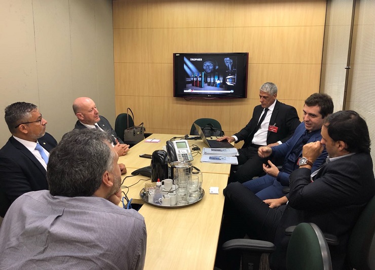 Reunião entre MTur, BNDES e representantes do atleta. (Foto: Vanessa Sampaio)