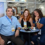 Rosmário Santa Ruz e Daniela Fabbri, do Riu Hostel & Resorts, e Mari Masgrau, do M&E