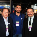 Valdir Walendowsky e Roberto Souza, da Santur, com Andre Netto, da Embratur