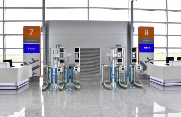Latam torna-se pioneira no embarque biométrico facial na América do Sul 1 Foto: Divulgação/Latam