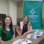 Vivian Haguiuda, e-commerce, e Camila Almeida, executiva comercial da Laghetto Hotéis