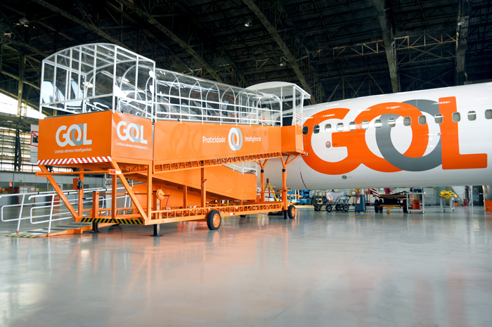 Gol inaugura rampa para embarques remotos no aeroporto de Aracajú 1 O equipamento exclusivo permite acesso à aeronave pela posição remota e possui tecnologia sustentável com iluminação solar