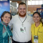 Ana Flávia Medina, da Experiencie Kissimmee, Bruno Munhoz, da Caesar Entertainment, e Mariana Garcia, da Expedia Taap