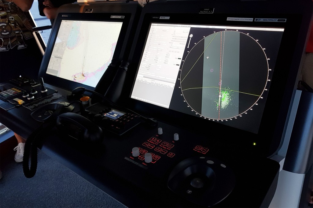 Capitão do Symphony of the Seas revela curiosidades de sua rotina a bordo 3 Controles do Symphony of the Seas