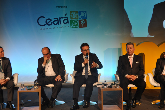 Conectividade: políticas públicas para desenvolver setor são debatidas entre líderes 2 Vinicius Lummertz durante o painel
