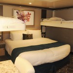 Este quarto do Villa Suite conta com duas camas suspensas para crianças