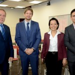 Gonzalo Romero e Claudia Shishido, da Air Europa, e Alejandro Gomez, da Camara Espanhola