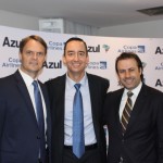 Jason Ward da Azul, com Dennis Cary e Emerson Sanglard, da Copa