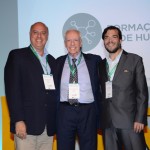 Luis Fernando Vicente Lopes, da Embraer, Mauricio Emboada Moreira, da Abear e Marcelo Bento Ribeiro, da Azul Linhas Aéreas