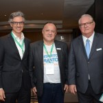 Marco Ferraz, da Clia Brasil, Paulo Renato Fonseca, secretário de Turismo do ES, e Roy Taylor, do M&E