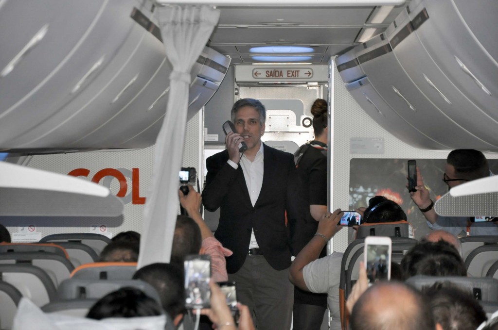 Kakinoff promete um voo internacional a cada três meses com frota de B737 MAX 1 Paulo Kakinoff durante o voo inaugural da Gol para Miami