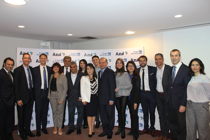 Azul e Copa Airlines anunciam acordo de codeshare envolvendo 181 destinos; fotos 2 Representantes das companhias reunidos
