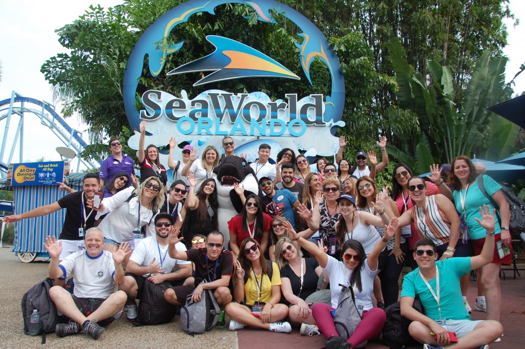 SeaWorld, Busch Gardens e Discovery Cove: veja fotos do Super Fam do Visit Orlando SeaWorld foi um dos parques visitados pelo Super Fam