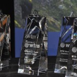 Troféus entregues aos ganhadores do prêmio