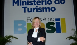 Vanessa Mendonça, do MTur, será secretária de Turismo do DF