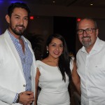 Veronica Bazan e Leonel Reyes, do Eden Roc, com Cláudio Ferrete, da R11 Travel Veronica Bazan e Leonel Reyes, do Eden Roc, com Cláudio Ferrete, da R11 Travel