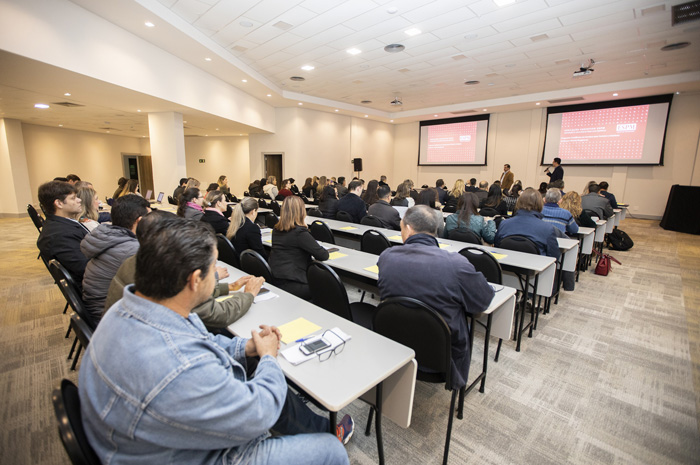 Fórum de Executivos de Turismo do Iguassu reuniu centenas de profissionais em atividades ao longo de 2018 (Foto: Jean Pavão)