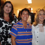Cristina Fritsch, presidente da Abav-RJ, entre Fátima Facuri, presidente da Abeoc, e Anna Lucia Galperin, da New It