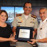 Henrique Melo, comandante da Polícia Militar da Bahia, com Marcia Leite e Giuseppe Galano, da MSC