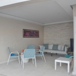 Piscina da torre Star Prestige oferece cabanas privativas